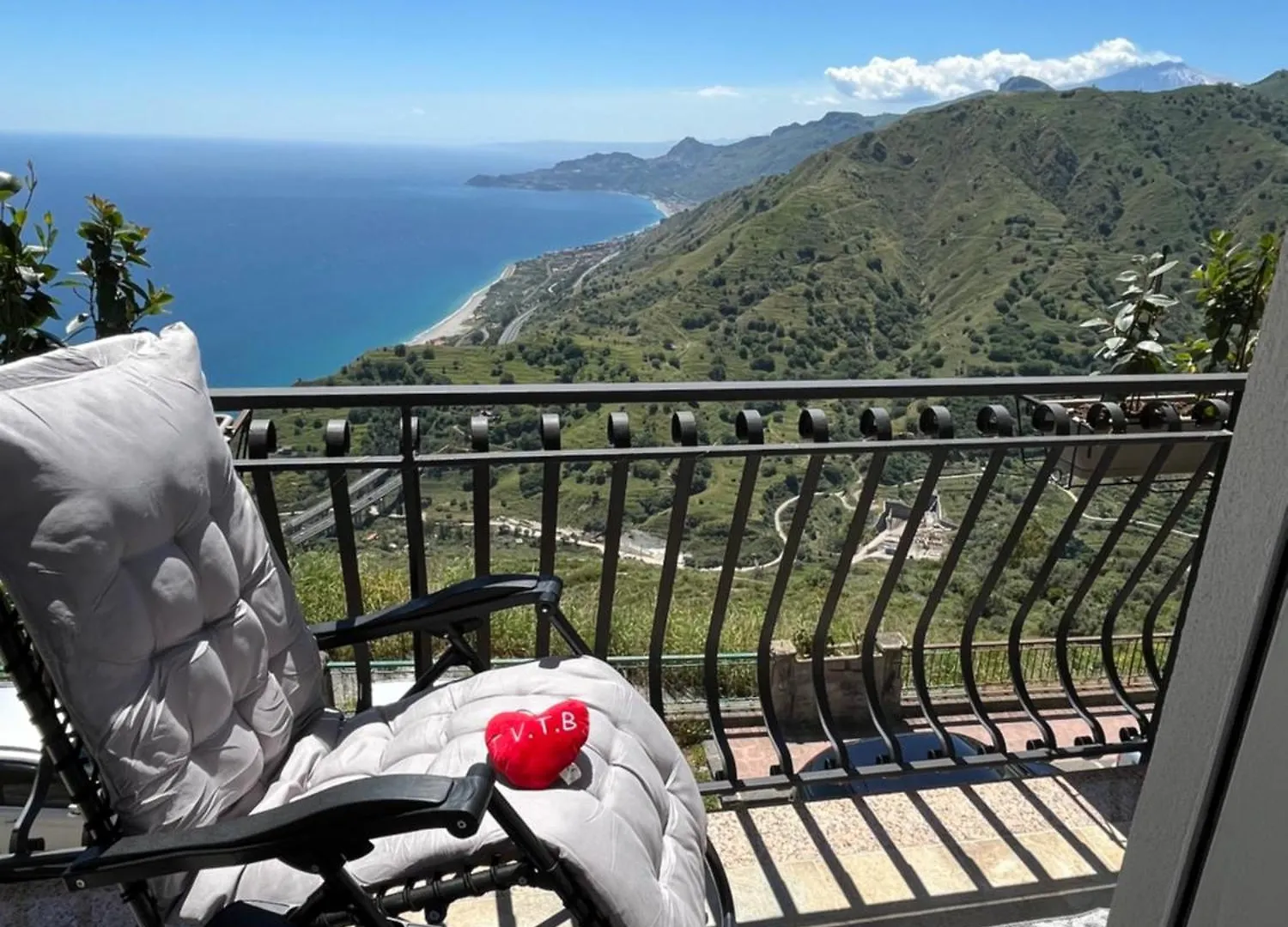 Casanima Vista Incantevole Vicino Taormina Forza dʼAgro